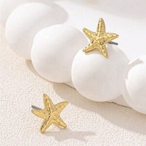 Gold Starfish Stud Earrings